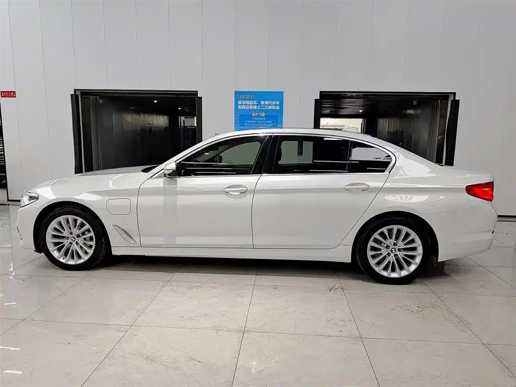 BMW 5 Series PHEV 2020 530Le Pioneer Edition — миниатюра 3