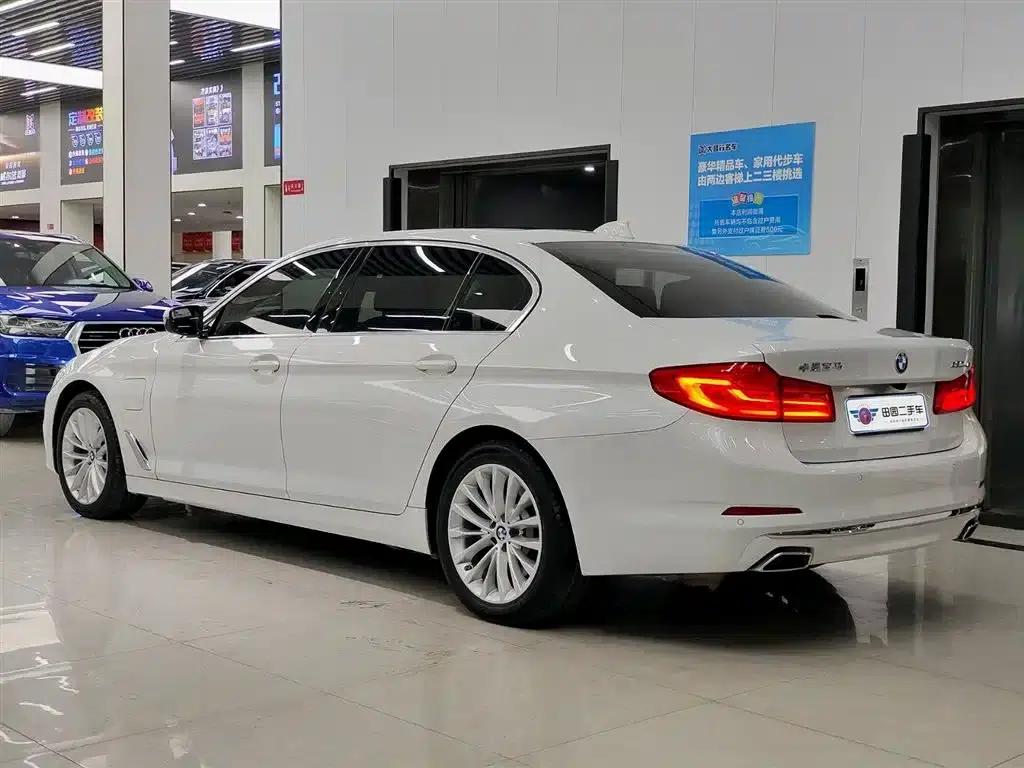 BMW 5 Series PHEV 2020 530Le Pioneer Edition — миниатюра 4