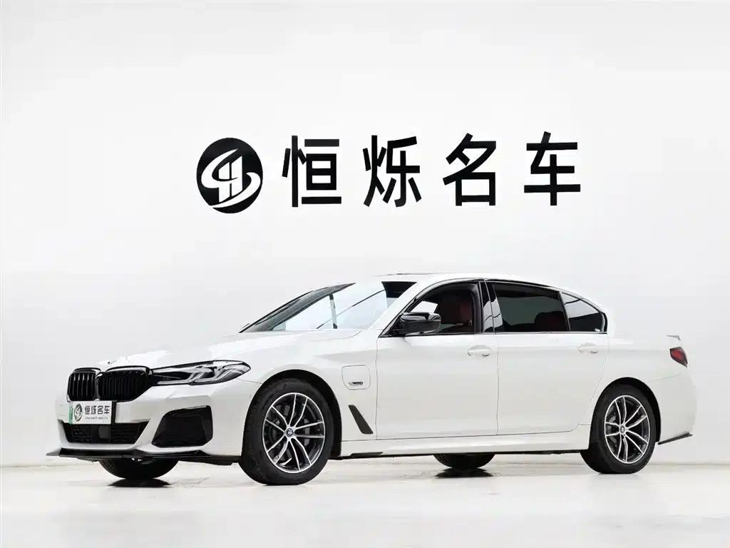 BMW 5 Series PHEV 2022 Facelift 535Le Pioneer Edition M Sport Package — миниатюра 1