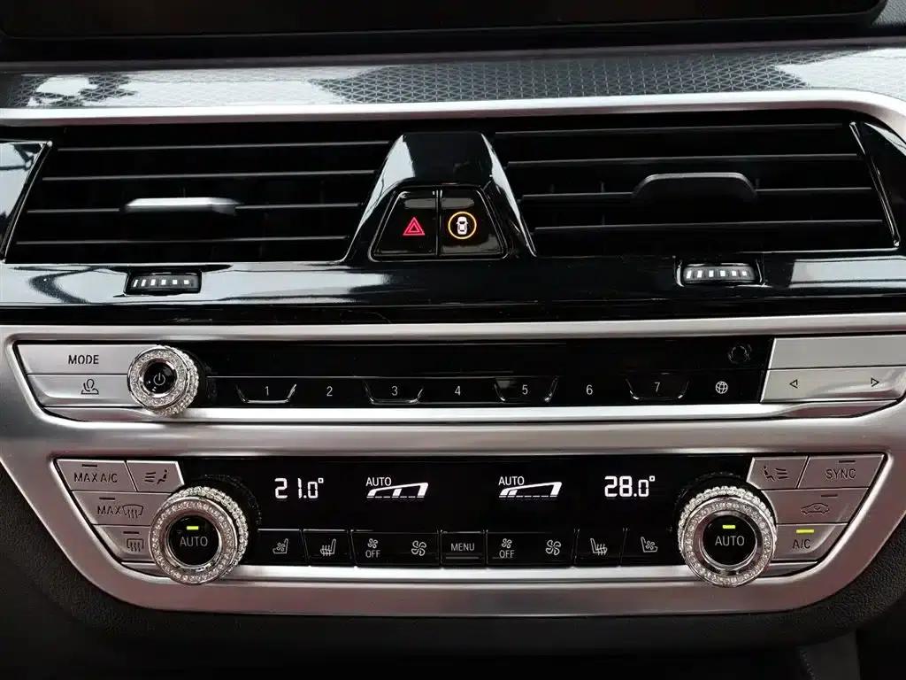 BMW 5 Series PHEV 2022 Facelift 535Le Pioneer Edition M Sport Package — миниатюра 19