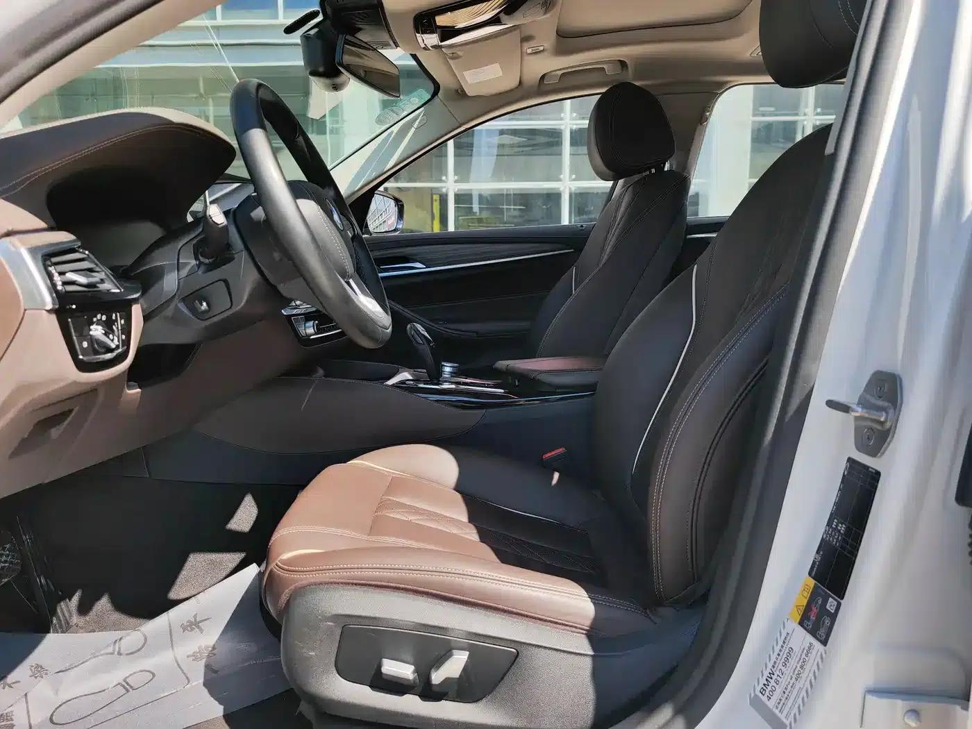 BMW 5 Series PHEV 2020 530Le Luxury Package — миниатюра 6