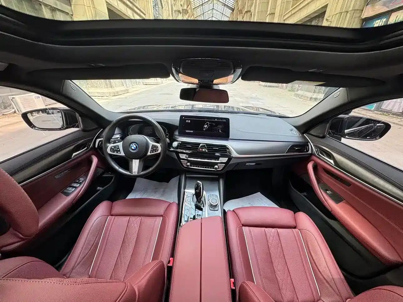 BMW 5 Series PHEV 2022 Facelift 535Le Pioneer Edition M Sport Package — миниатюра 17