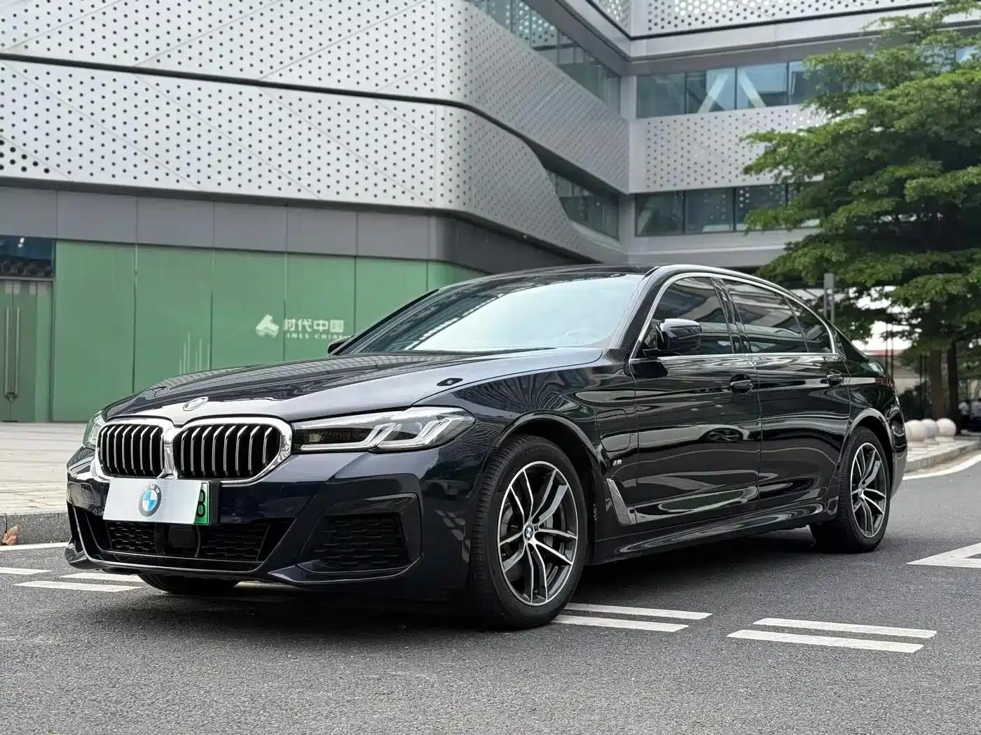 BMW 5 Series PHEV 2021 535Le Pioneer Edition M Sport Package — миниатюра 1