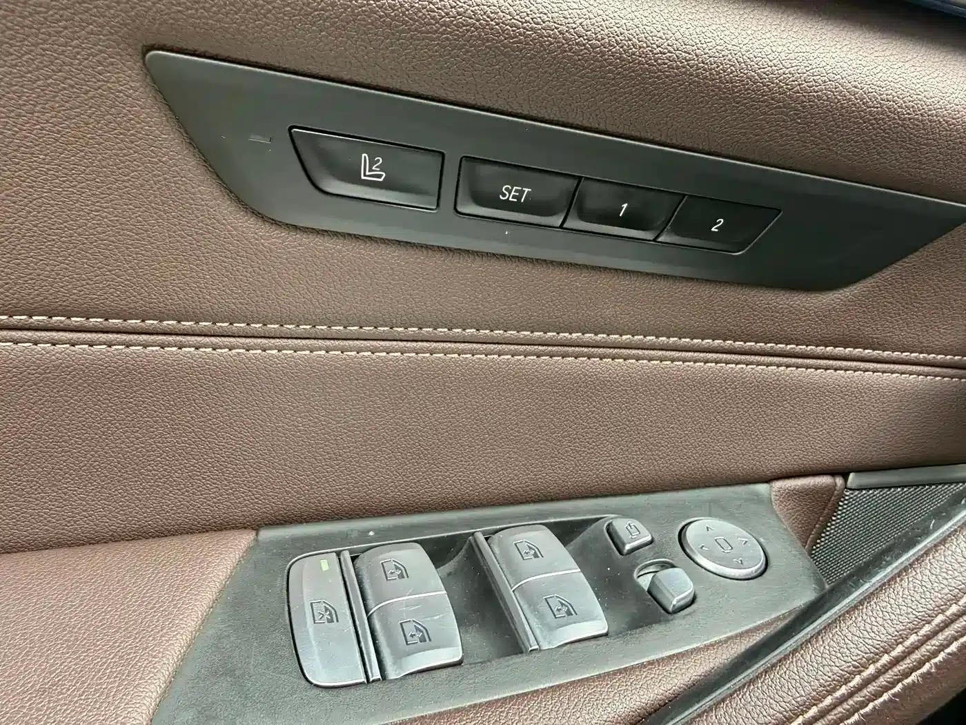 BMW 5 Series PHEV 2021 535Le Pioneer Edition M Sport Package — миниатюра 11