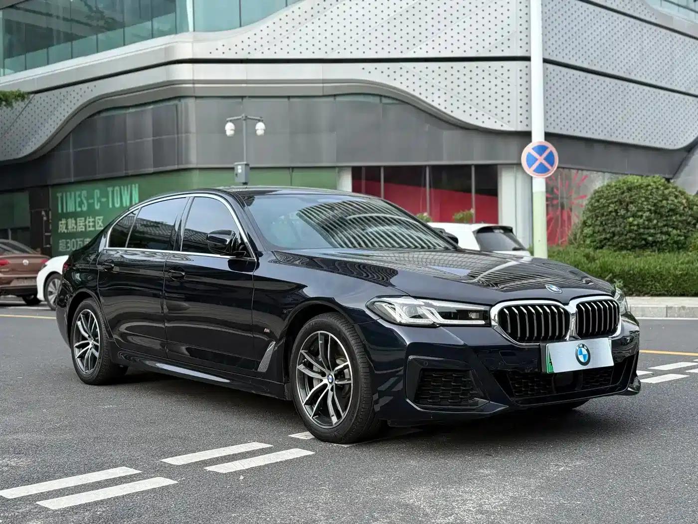 BMW 5 Series PHEV 2021 535Le Pioneer Edition M Sport Package — миниатюра 7