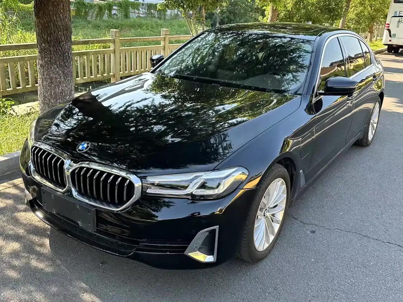 BMW 5 Series PHEV 2021 535Le M Sport Package — миниатюра 1