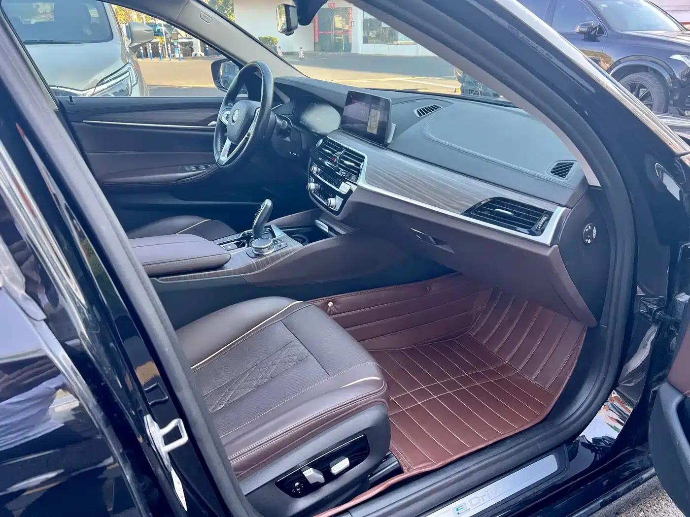 BMW 5 Series PHEV 2019 Facelift 530Le Luxury Package — миниатюра 10
