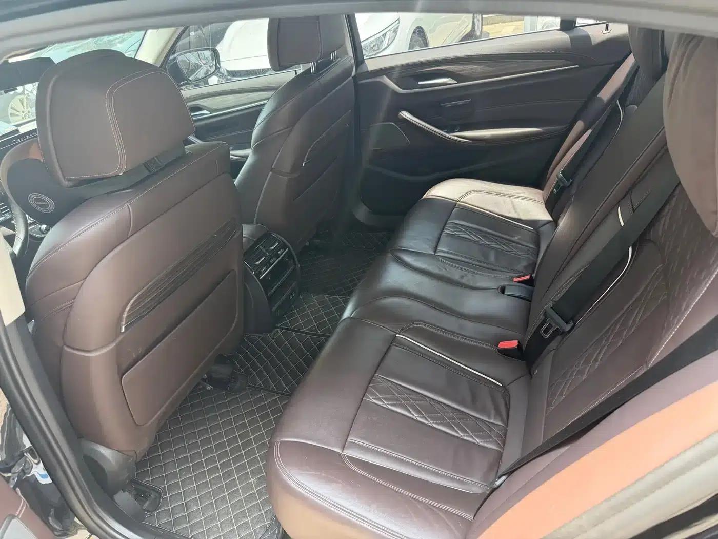 BMW 5 Series PHEV 2020 Mileage Upgrade Edition 530Le Pioneer Edition — миниатюра 5