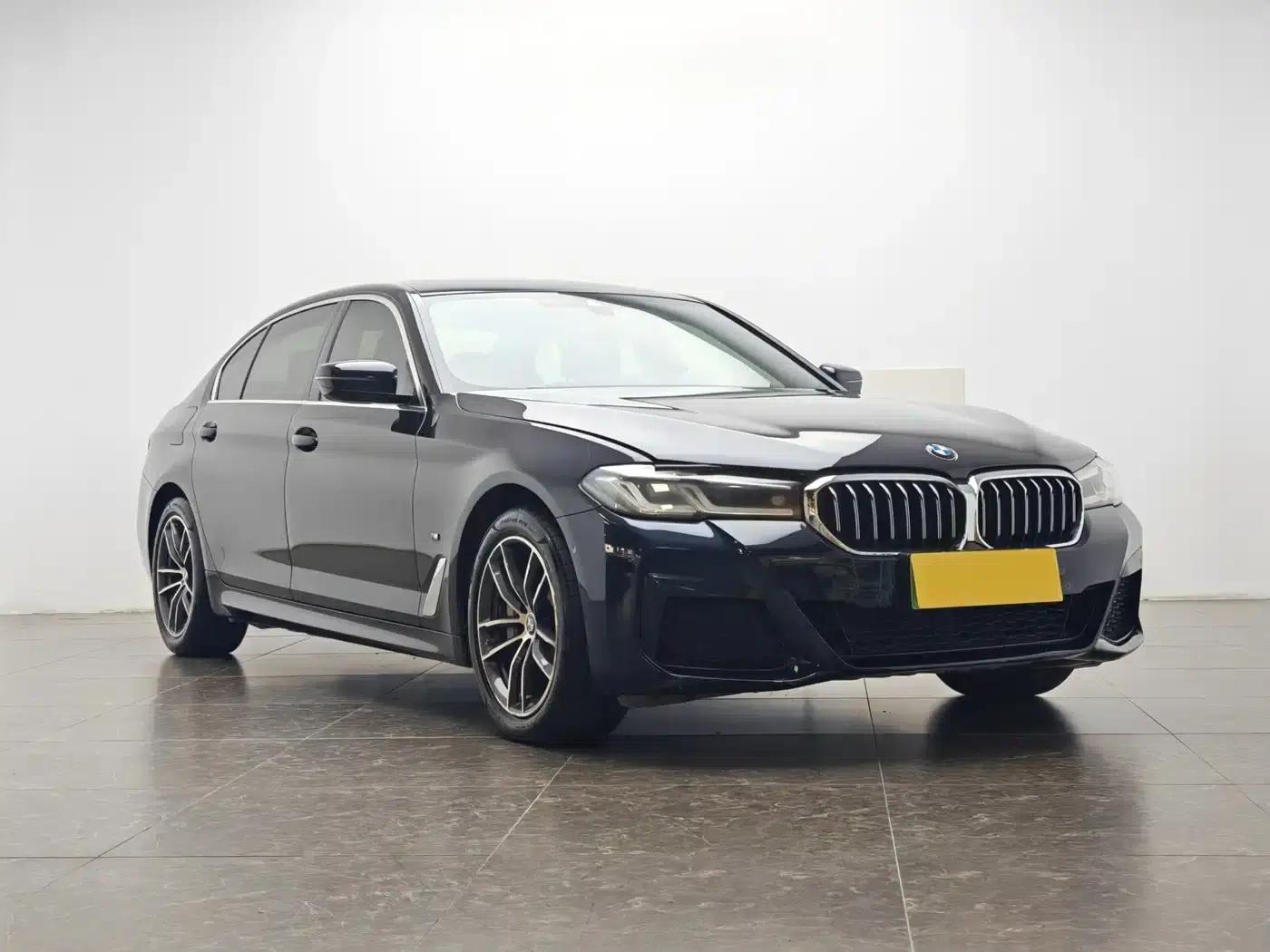BMW 5 Series PHEV 2021 535Le M Sport Package — миниатюра 2
