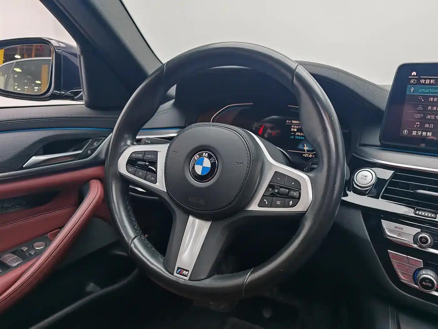 BMW 5 Series PHEV 2021 535Le M Sport Package — миниатюра 16