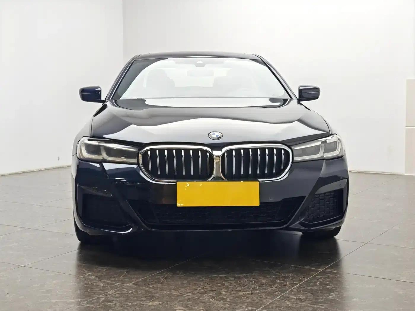 BMW 5 Series PHEV 2021 535Le M Sport Package — миниатюра 5