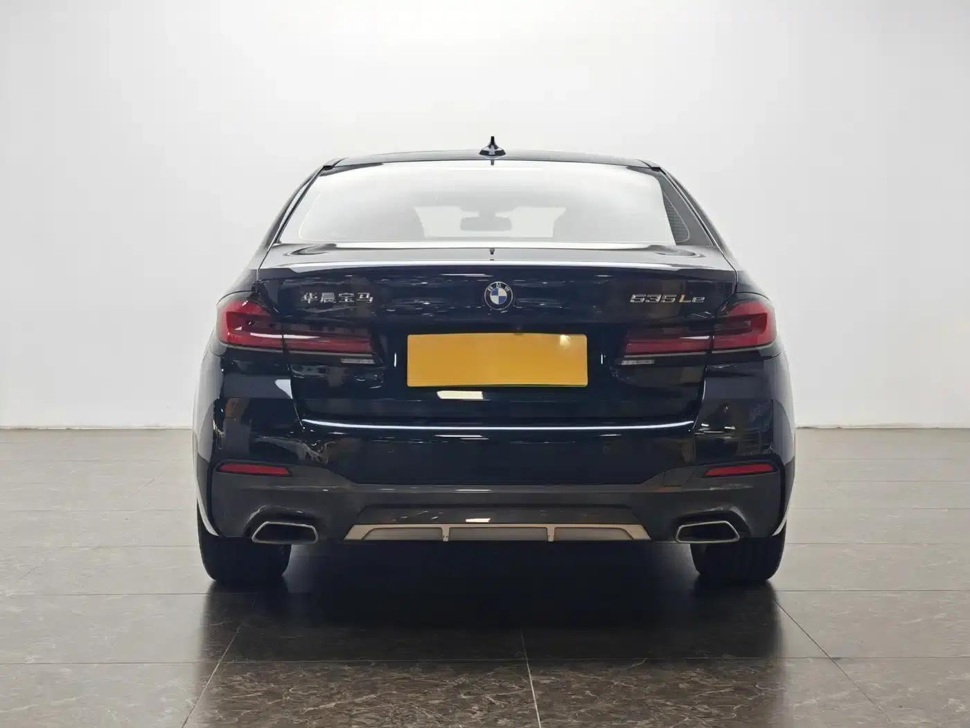 BMW 5 Series PHEV 2021 535Le M Sport Package — миниатюра 6