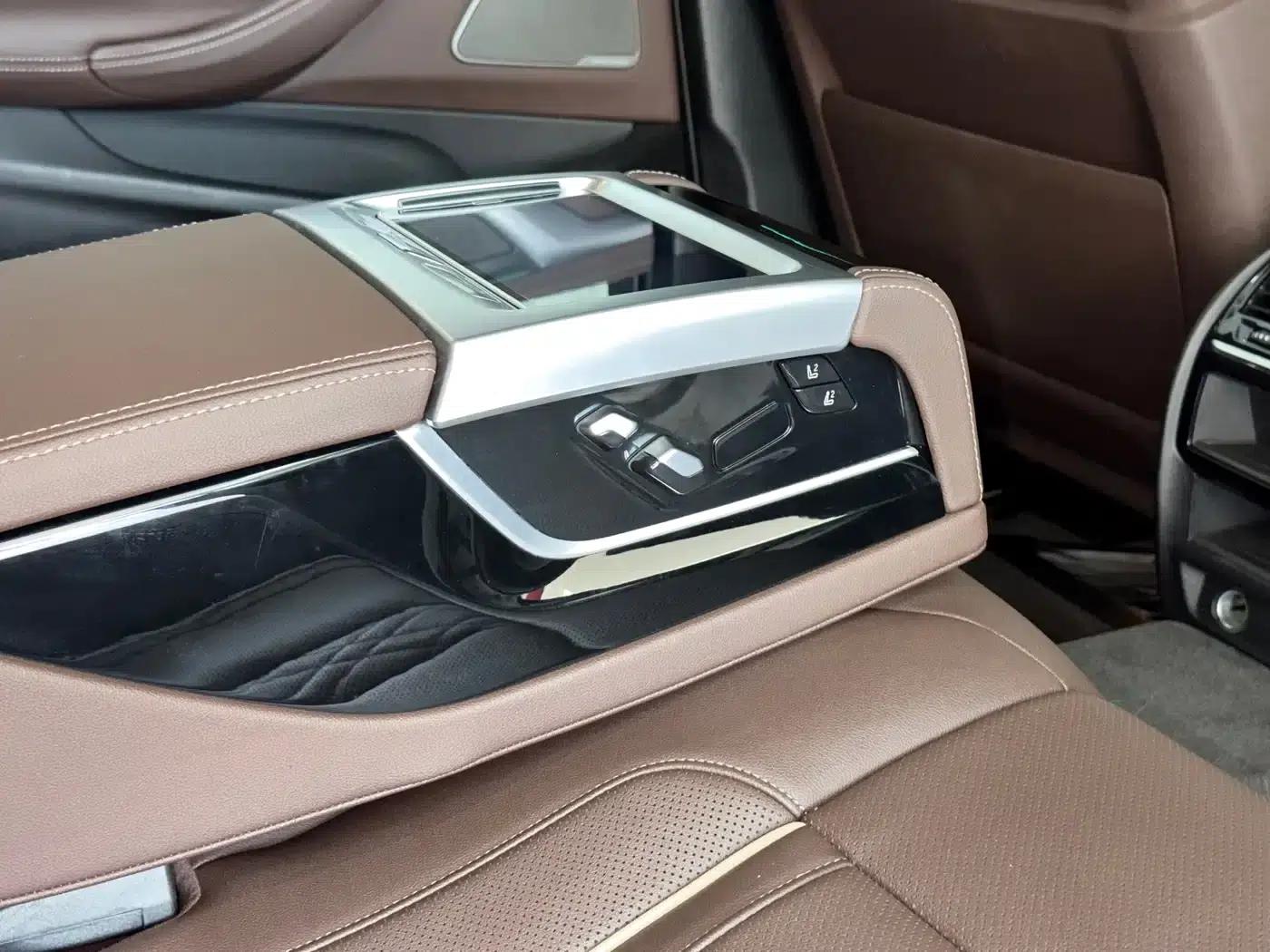 BMW 5 Series PHEV 2022 535Le Pioneer Edition M Sport Package — миниатюра 15