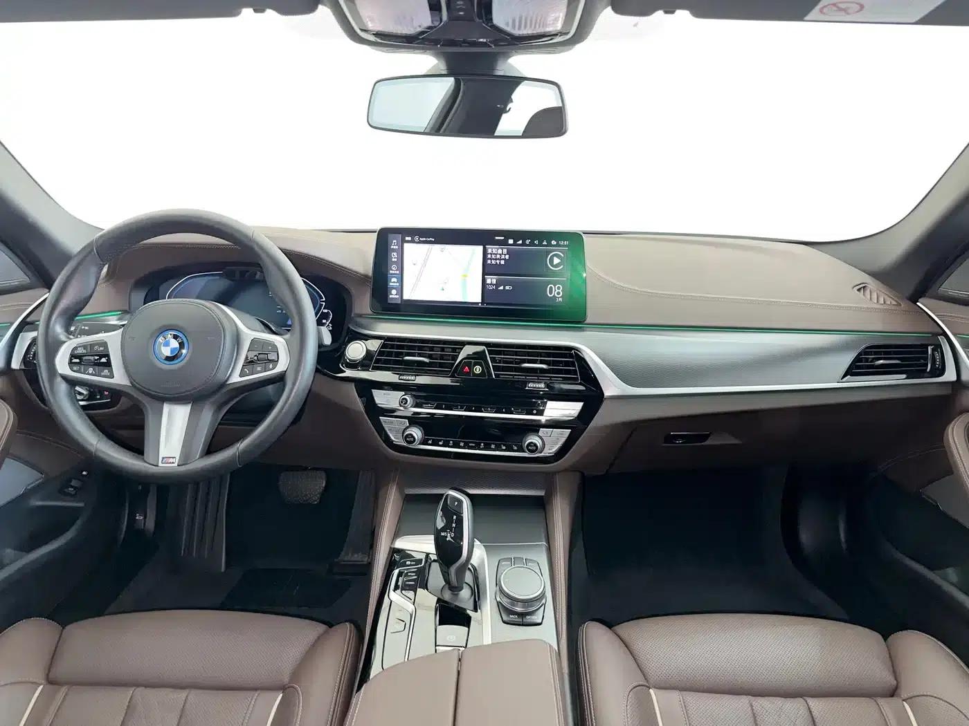 BMW 5 Series PHEV 2022 535Le Pioneer Edition M Sport Package — миниатюра 16