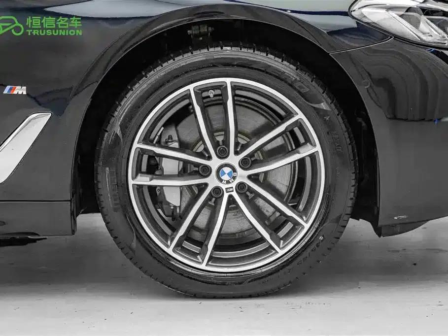 BMW 5 Series PHEV 2021 535Le Pioneer Edition M Sport Package — миниатюра 11