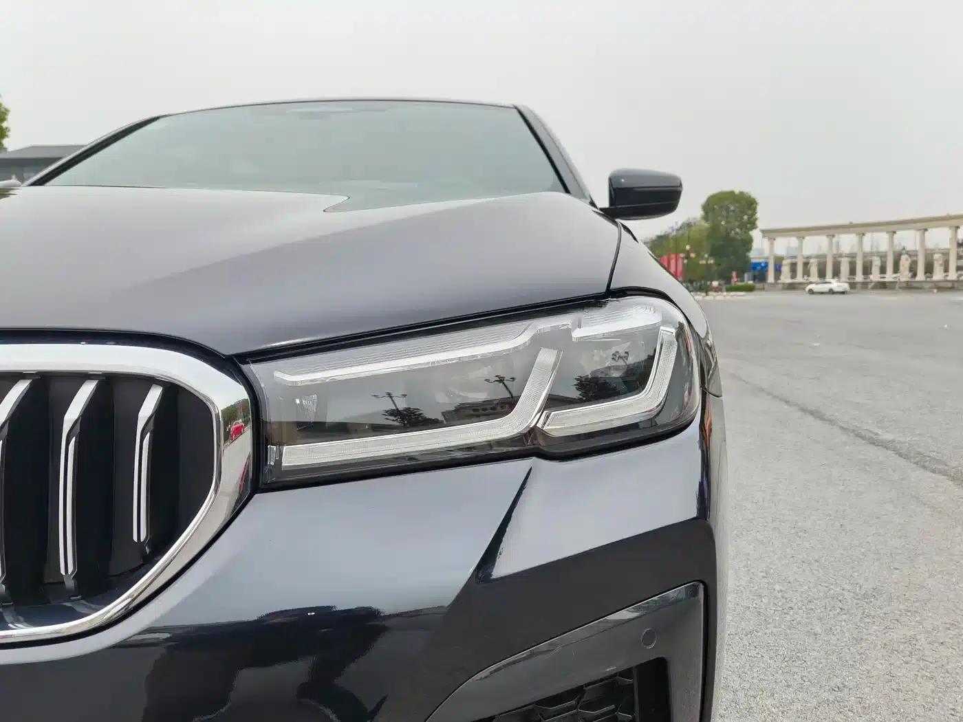 BMW 5 Series PHEV 2022 535Le Pioneer Edition M Sport Package — миниатюра 15