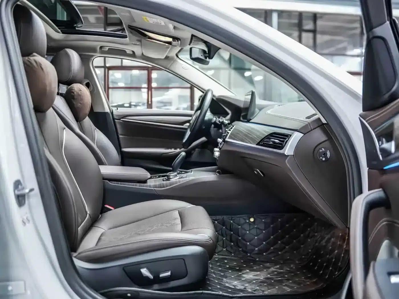 BMW 5 Series PHEV 2022 Facelift 535Le Luxury Package — миниатюра 8