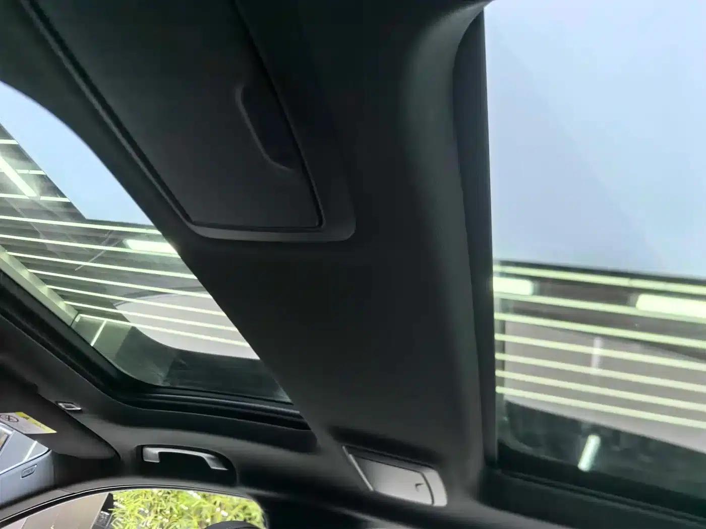 BMW 5 Series PHEV 2021 Facelift 535Le M Sport Package — миниатюра 12