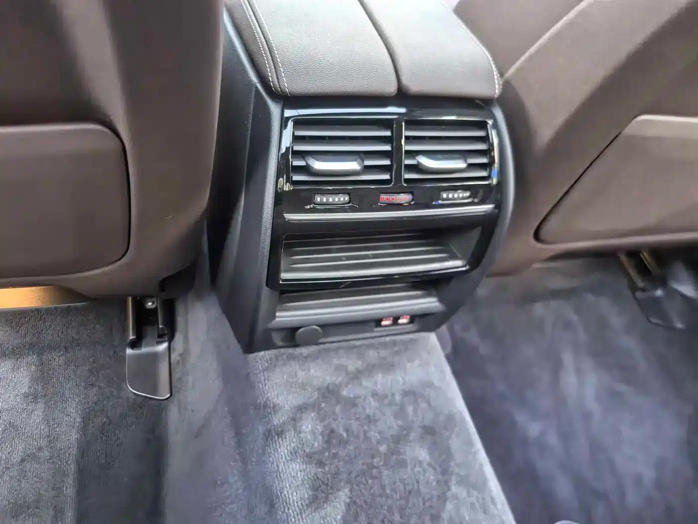 BMW 5 Series PHEV 2021 Facelift 535Le M Sport Package — миниатюра 18
