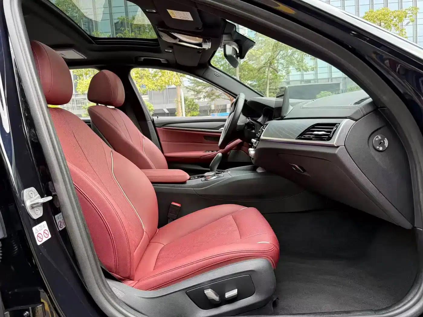 BMW 5 Series PHEV 2022 Facelift 535Le M Sport Package — миниатюра 12
