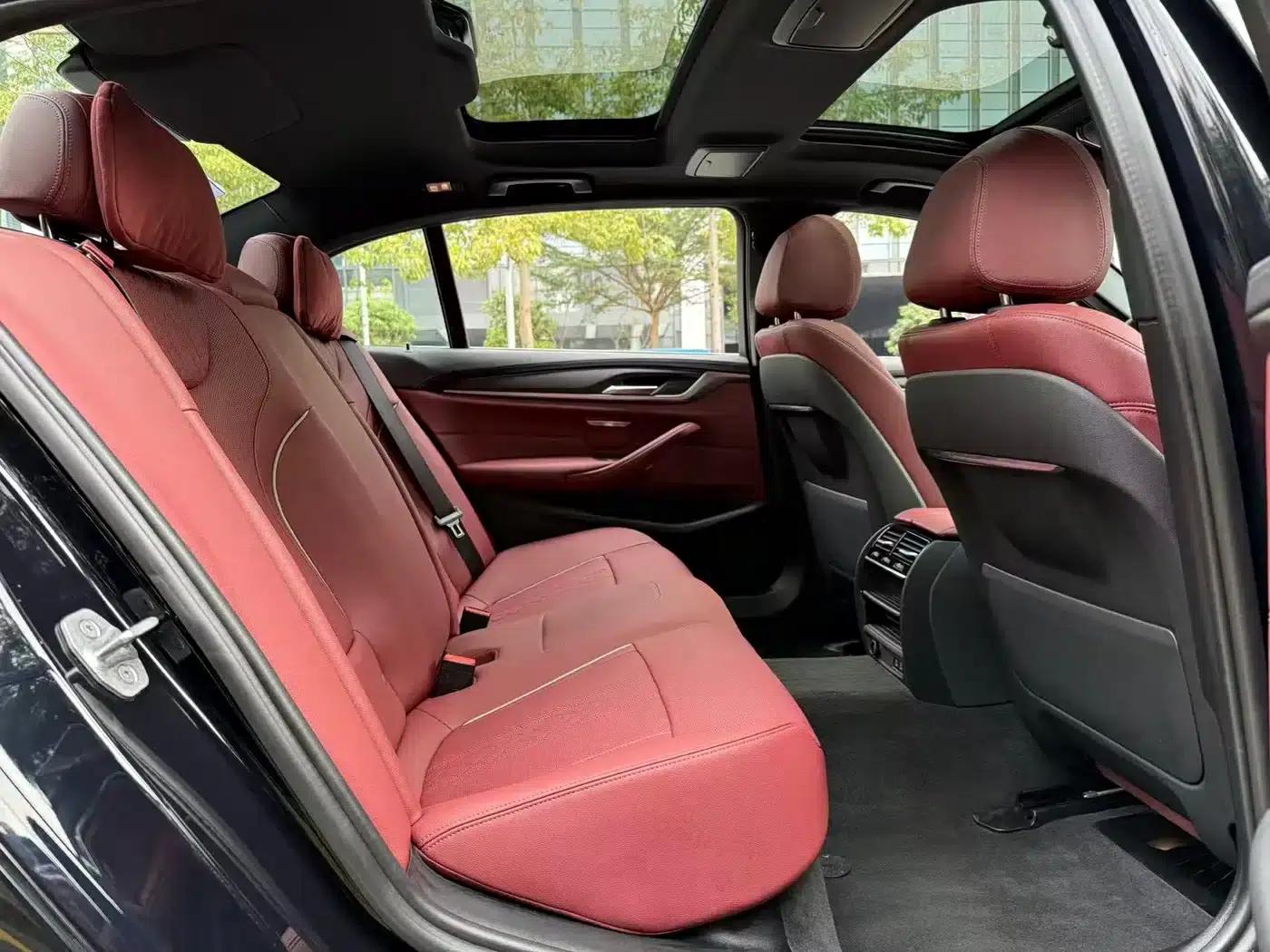 BMW 5 Series PHEV 2022 Facelift 535Le M Sport Package — миниатюра 13