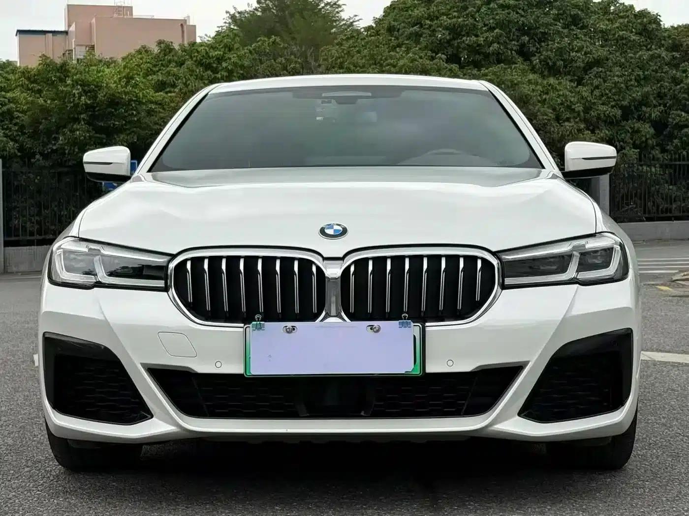 BMW 5 Series PHEV 2021 535Le Pioneer Edition M Sport Package — миниатюра 2