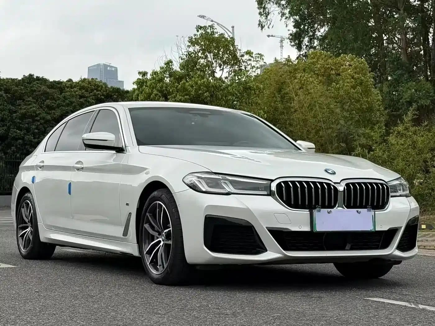BMW 5 Series PHEV 2021 535Le Pioneer Edition M Sport Package — миниатюра 3