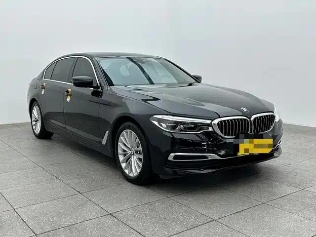 BMW 5 Series PHEV 2020 Mileage Upgrade Edition 530Le Pioneer Edition — миниатюра 3