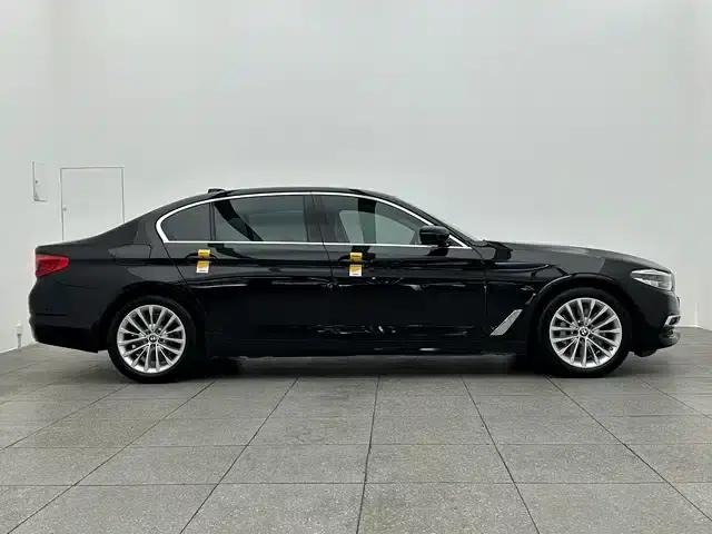 BMW 5 Series PHEV 2020 Mileage Upgrade Edition 530Le Pioneer Edition — миниатюра 7