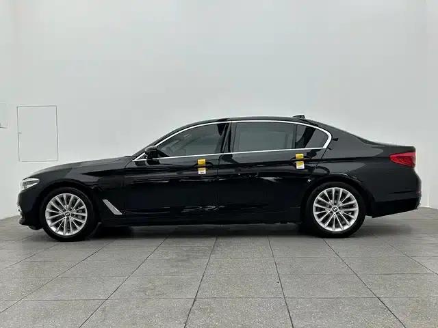 BMW 5 Series PHEV 2020 Mileage Upgrade Edition 530Le Pioneer Edition — миниатюра 8