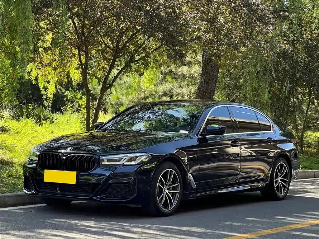 BMW 5 Series PHEV 2021 535Le Pioneer Edition M Sport Package — миниатюра 1