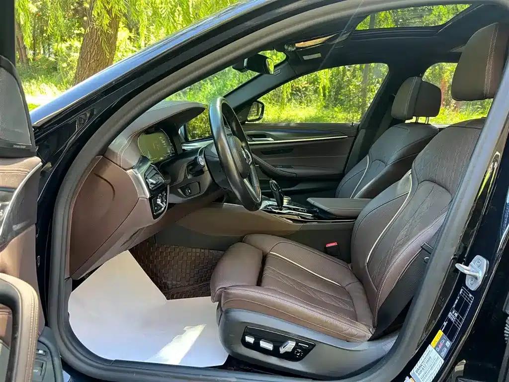 BMW 5 Series PHEV 2021 535Le Pioneer Edition M Sport Package — миниатюра 12