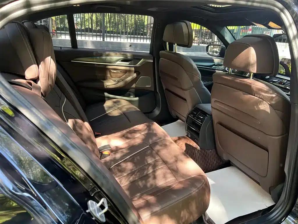 BMW 5 Series PHEV 2021 535Le Pioneer Edition M Sport Package — миниатюра 16