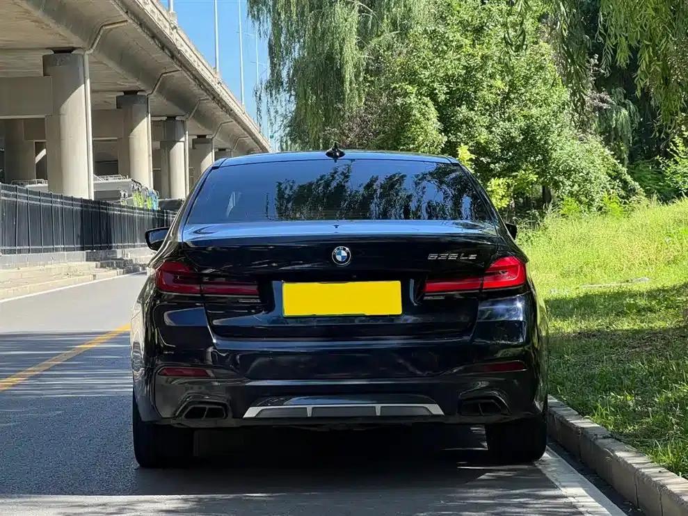 BMW 5 Series PHEV 2021 535Le Pioneer Edition M Sport Package — миниатюра 4