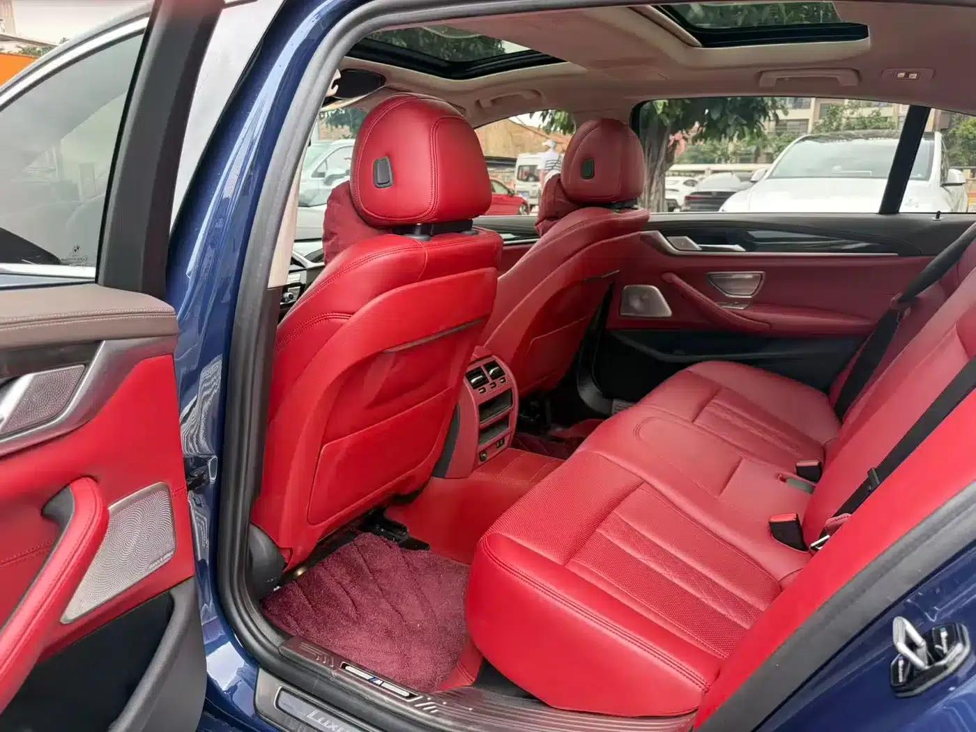 BMW 5 Series PHEV 2021 Facelift 535Le Luxury Package — миниатюра 14