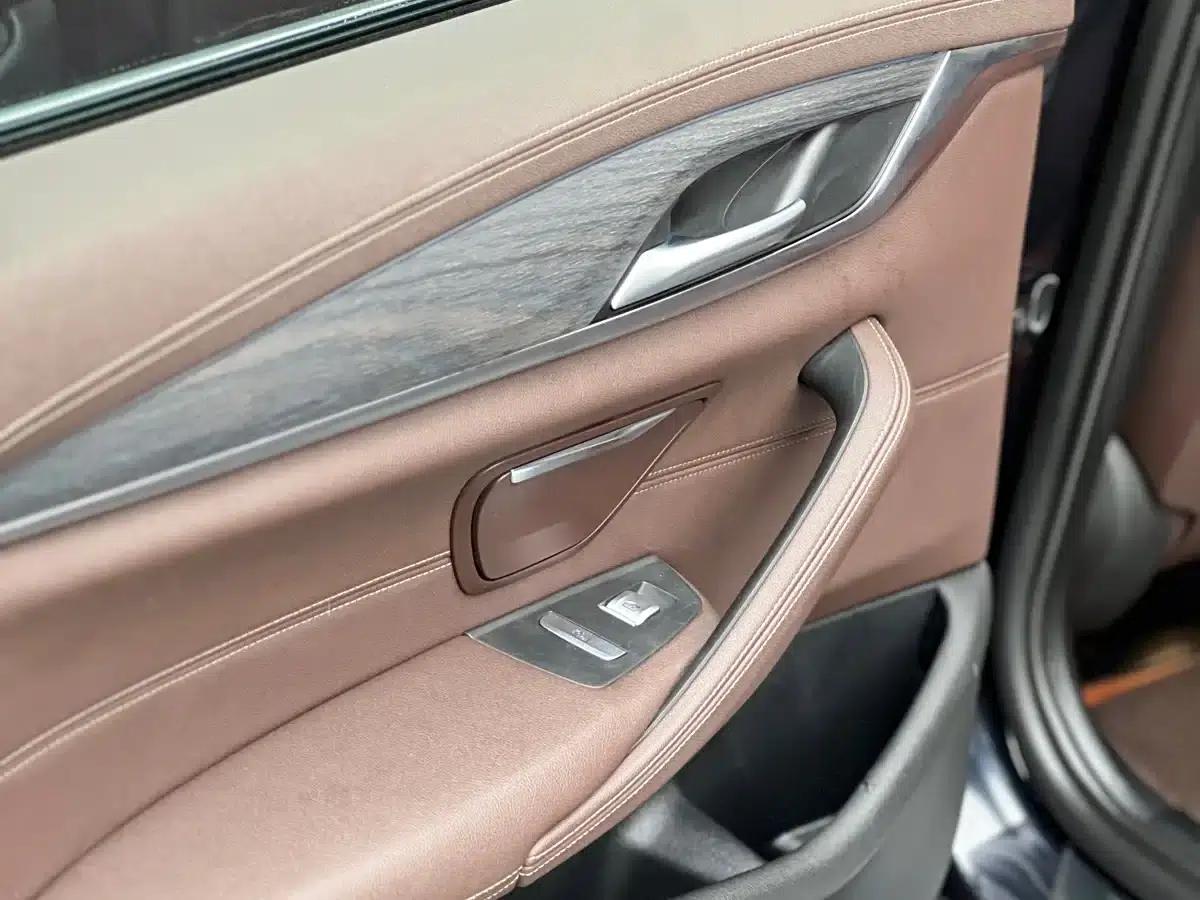 BMW 5 Series PHEV 2021 535Le M Sport Package — миниатюра 13