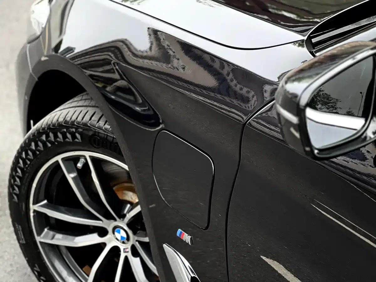 BMW 5 Series PHEV 2021 535Le M Sport Package — миниатюра 18