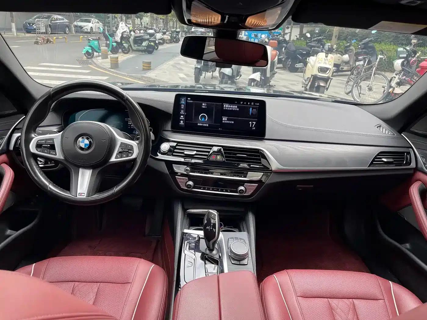 BMW 5 Series PHEV 2021 Facelift 535Le M Sport Package — миниатюра 14