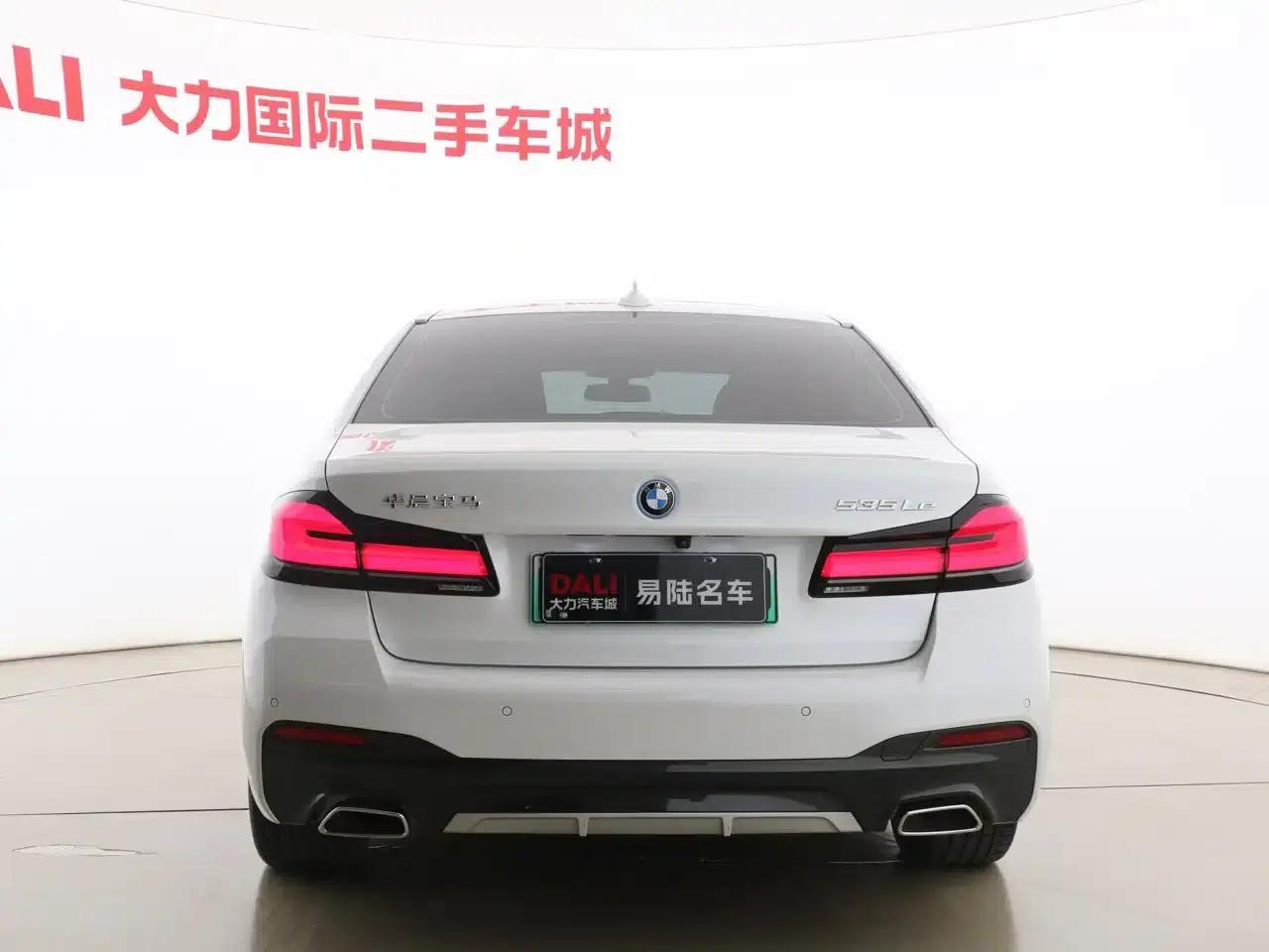 BMW 5 Series PHEV 2022 535Le M Sport Package — миниатюра 16