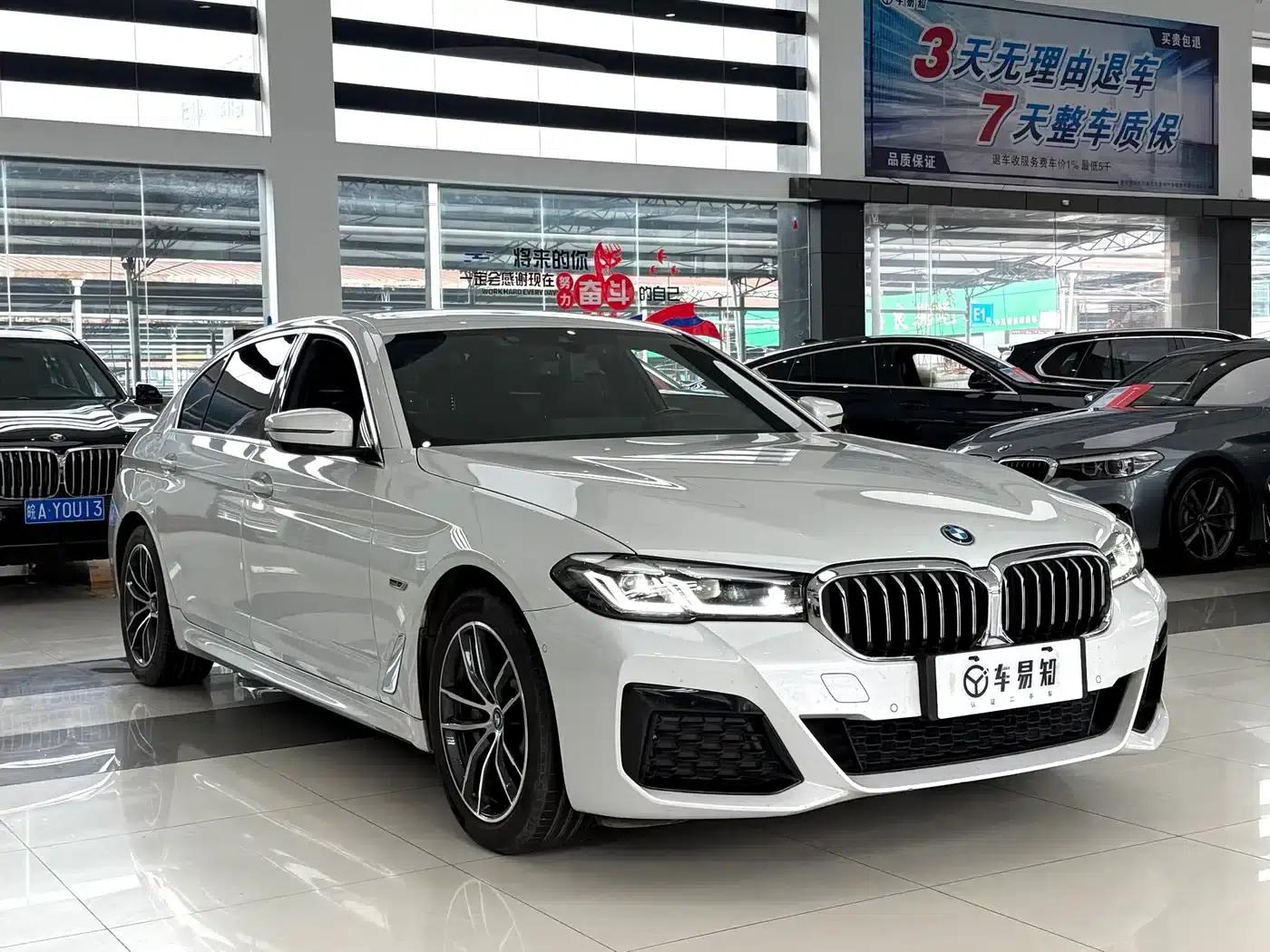 BMW 5 Series PHEV 2022 535Le M Sport Package — миниатюра 3