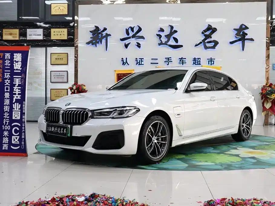 BMW 5 Series PHEV 2022 535Le M Sport Package — миниатюра 1