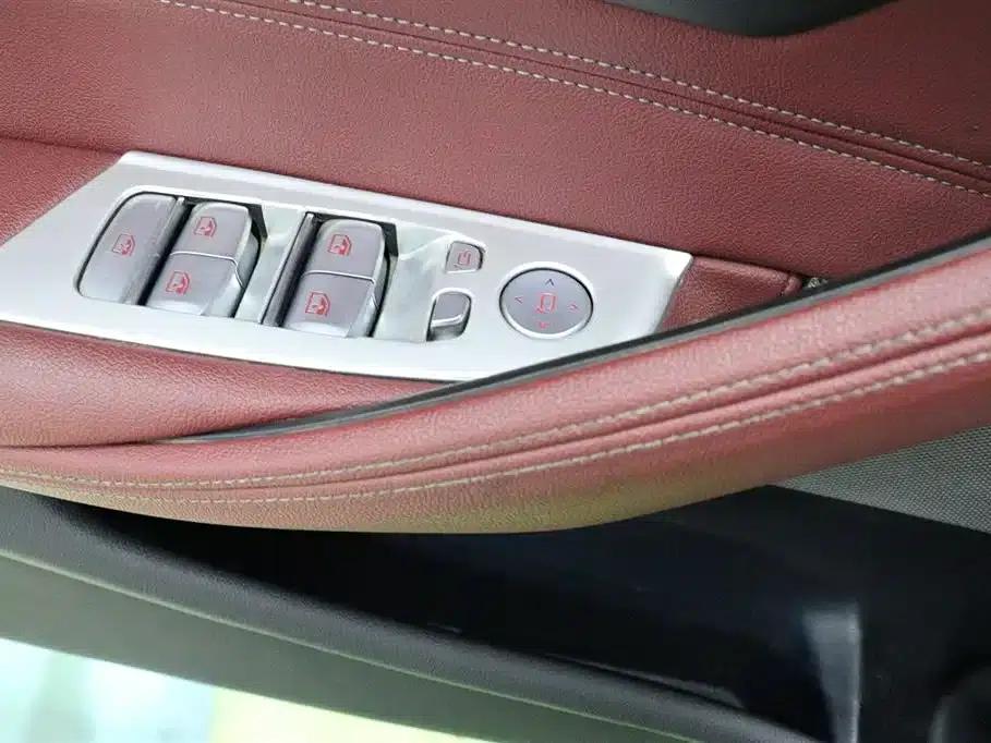 BMW 5 Series PHEV 2022 535Le M Sport Package — миниатюра 22