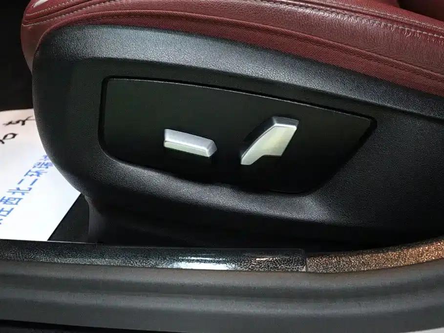 BMW 5 Series PHEV 2022 535Le M Sport Package — миниатюра 26