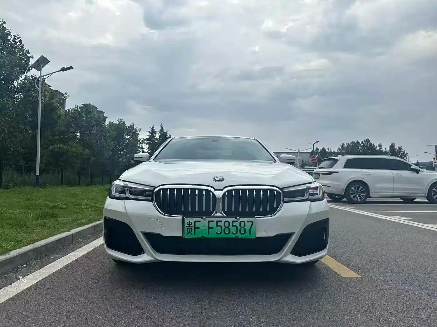 BMW 5 Series PHEV 2021 535Le Pioneer Edition M Sport Package — миниатюра 2
