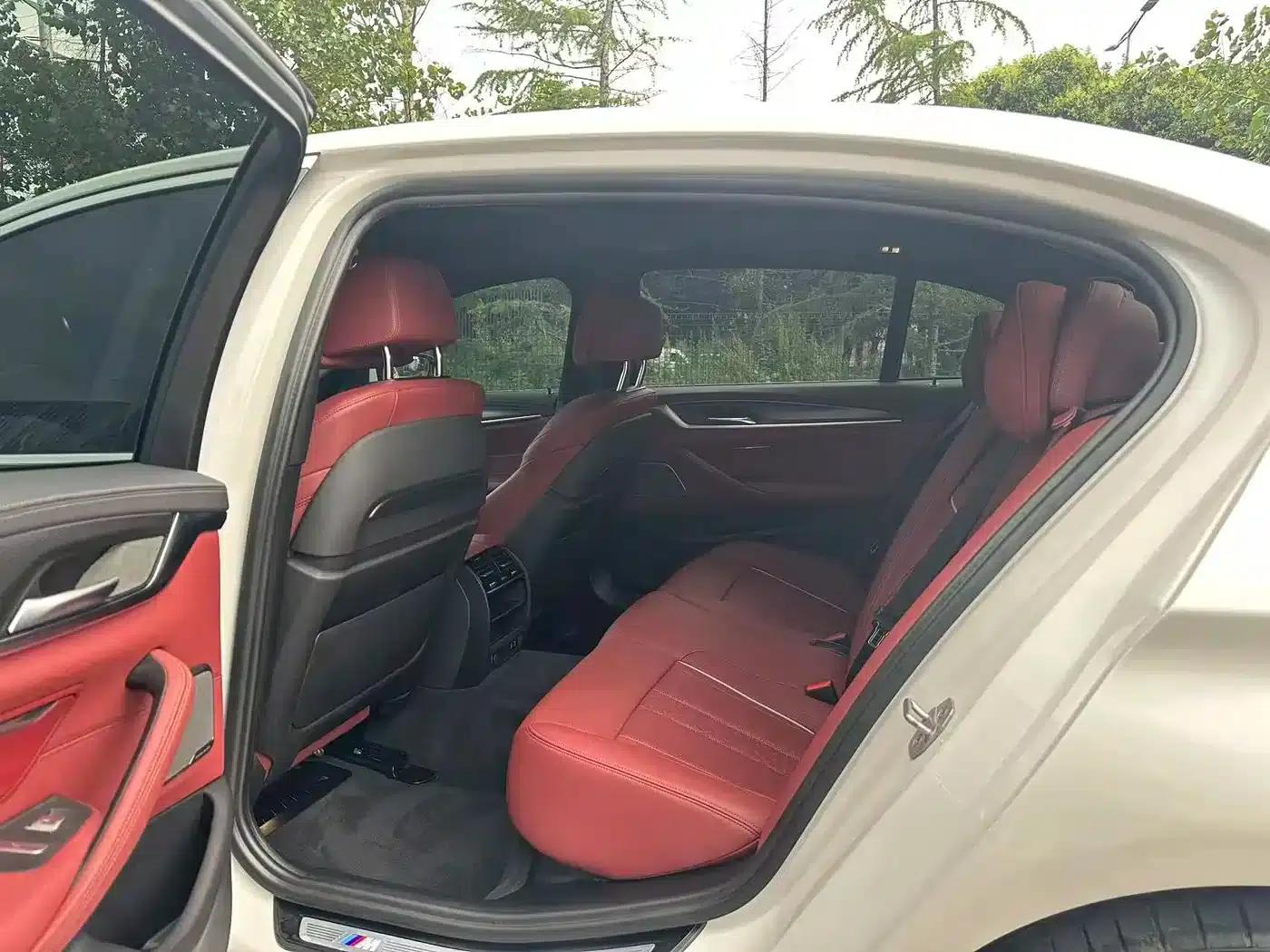 BMW 5 Series PHEV 2021 535Le Pioneer Edition M Sport Package — миниатюра 5