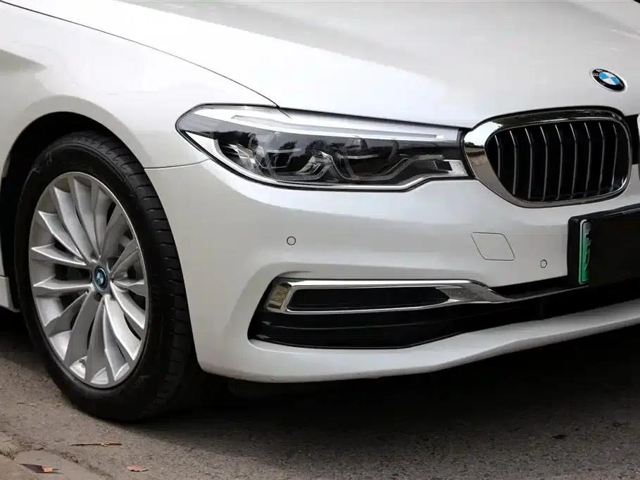 BMW 5 Series PHEV 2019 Facelift 530Le Luxury Package — миниатюра 17