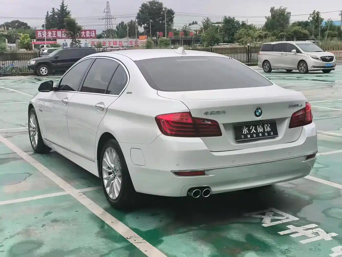 BMW 5 Series PHEV 2015 530Le — миниатюра 21