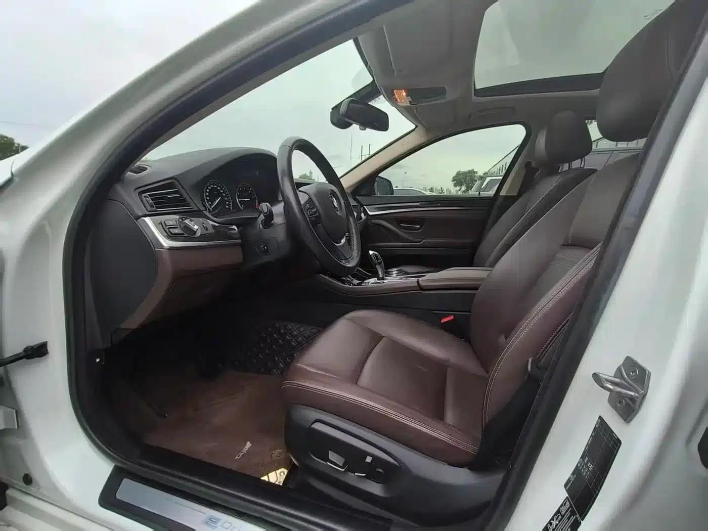 BMW 5 Series PHEV 2015 530Le — миниатюра 5