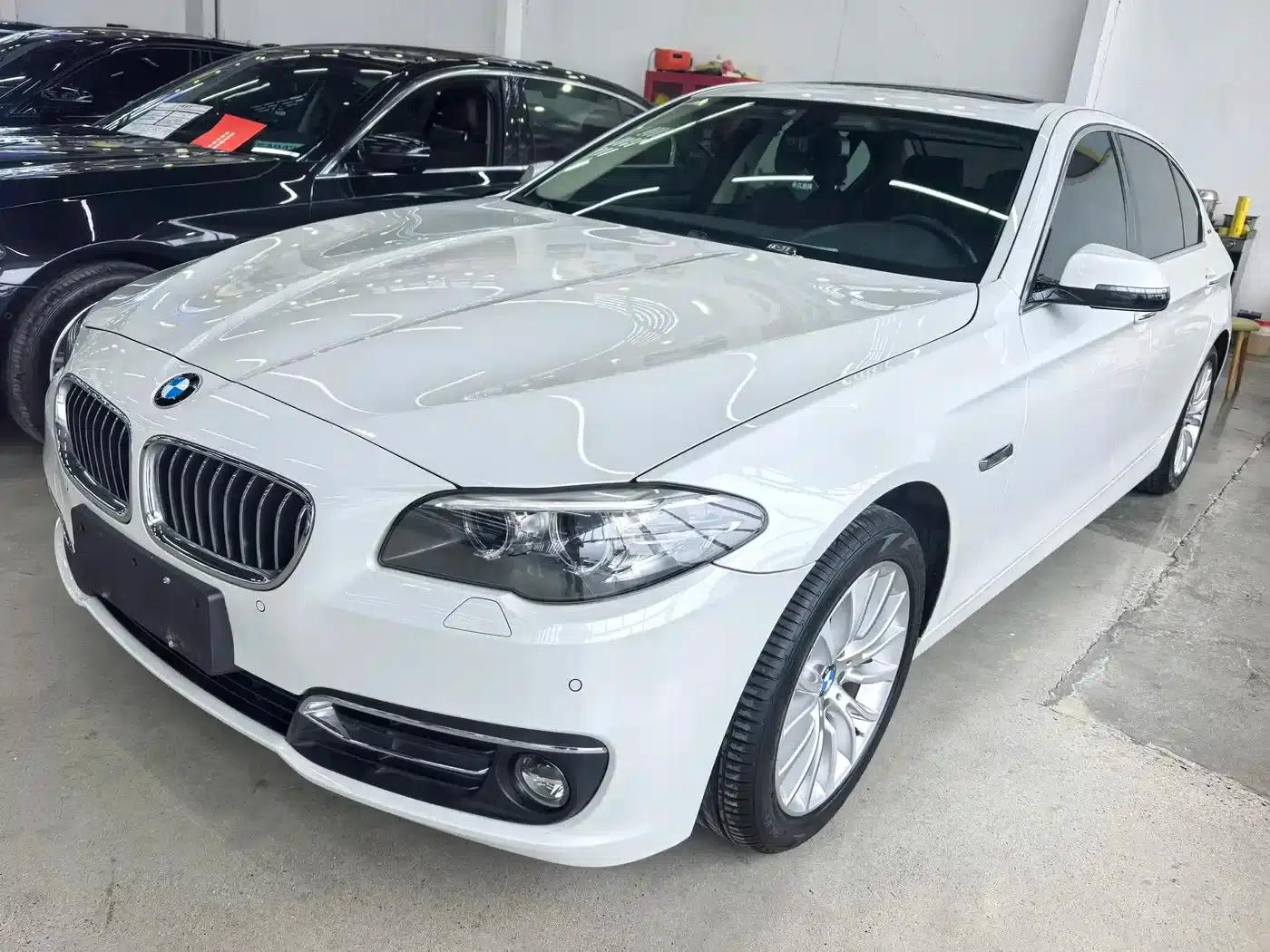 BMW 5 Series PHEV 2015 530Le — миниатюра 7