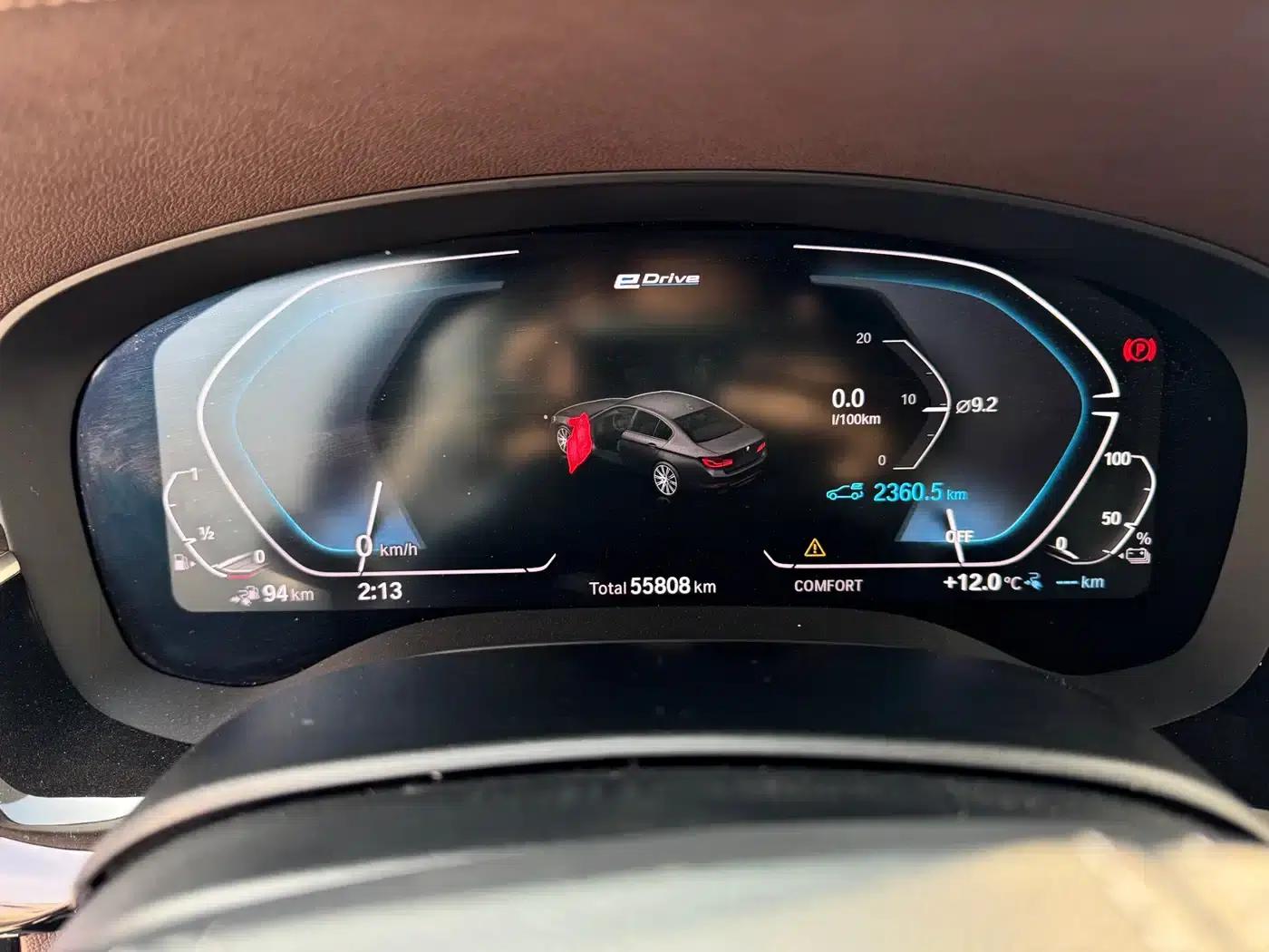 BMW 5 Series PHEV 2020 Mileage Upgrade Edition 530Le Luxury Package — миниатюра 13